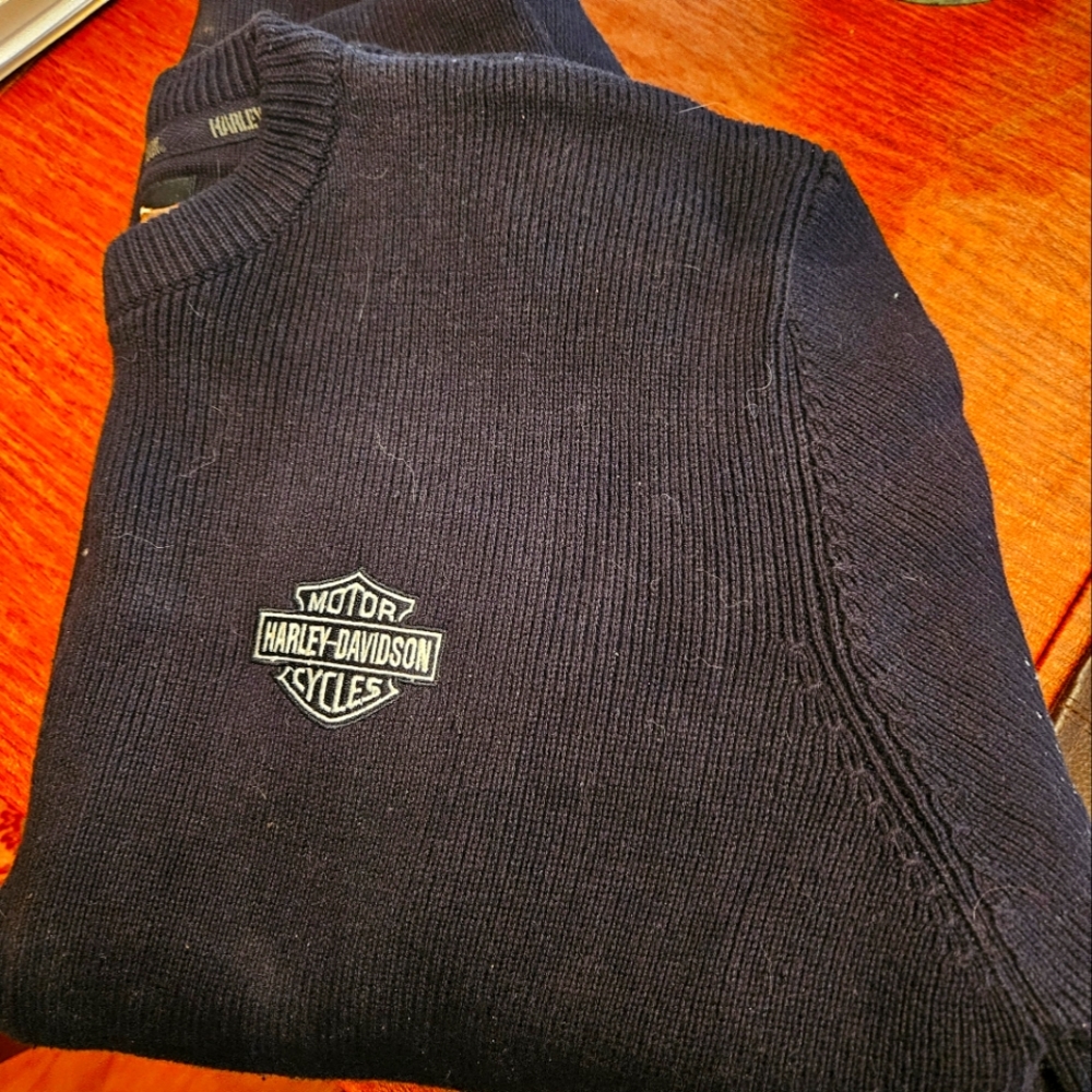 Black Harley Davidson sweater size Large